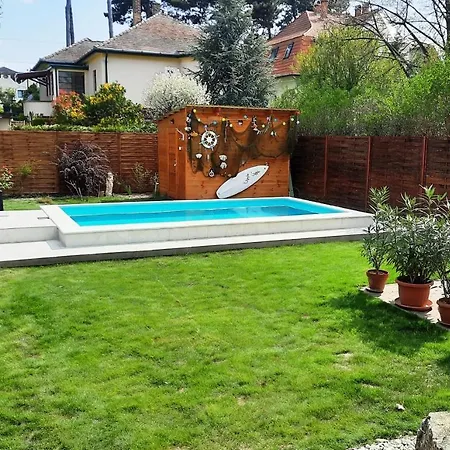 Apartament Frangipani *