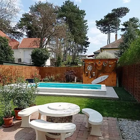 Apartament Frangipani *