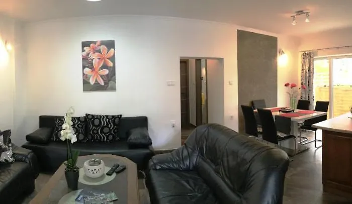 Apartament Frangipani Siófok
