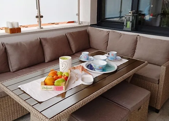 Apartament Frangipani *