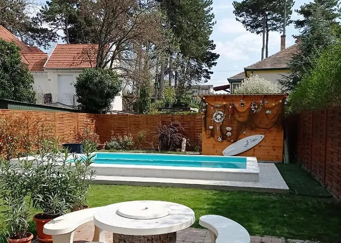 Apartament Frangipani *